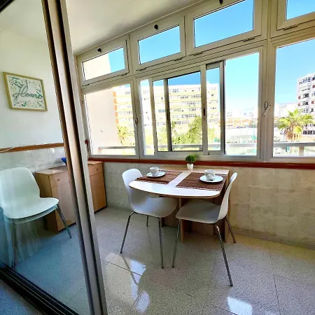 Cozy Near Yumbo * Playa del Ingles (Gran Canaria)