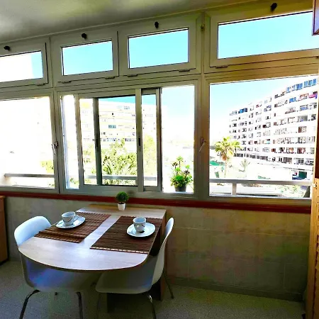 Cozy Near Yumbo Playa del Ingles (Gran Canaria)